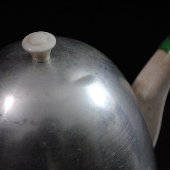 Vintage Porcelain Teapot with Felt Lined Aluminum Warmer - Picture 4 of 16